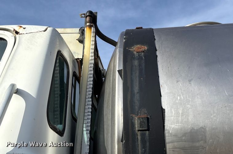 image for item FB3037 1982 GMC Big Wheels liquid manure spreader