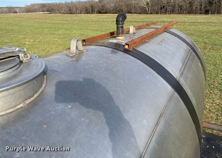 image for item FB3037 1982 GMC Big Wheels liquid manure spreader