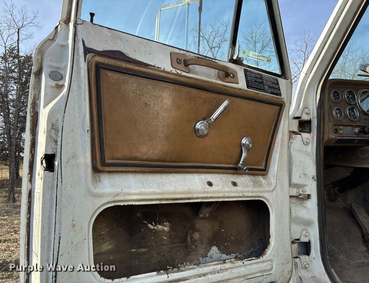 image for item FB3037 1982 GMC Big Wheels liquid manure spreader