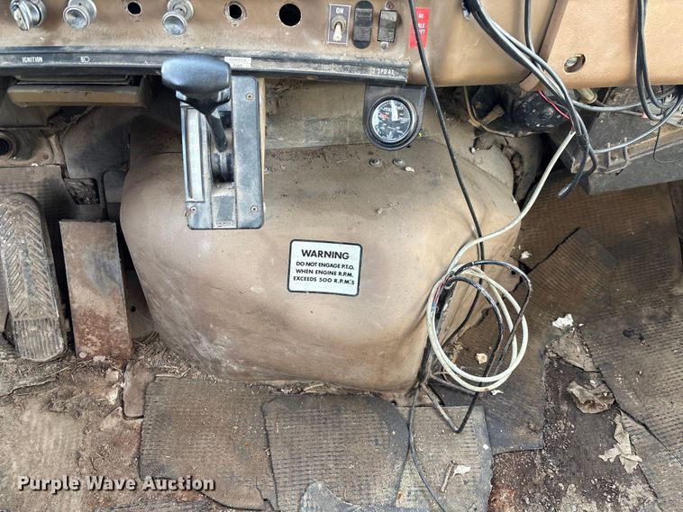 image for item FB3037 1982 GMC Big Wheels liquid manure spreader