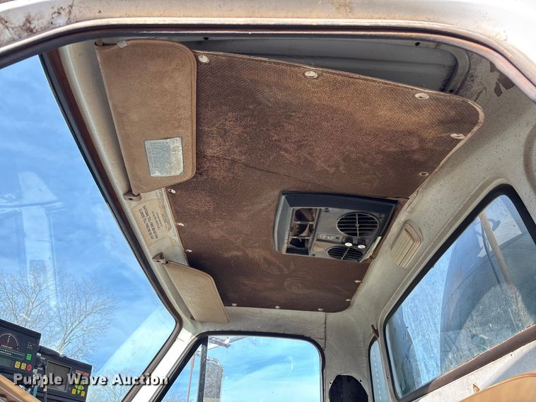 image for item FB3037 1982 GMC Big Wheels liquid manure spreader