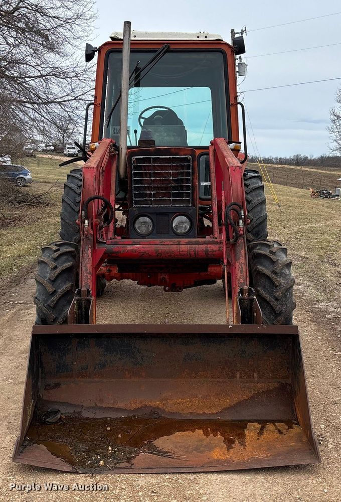 image for item FB3043 Belarus 562M tractor
