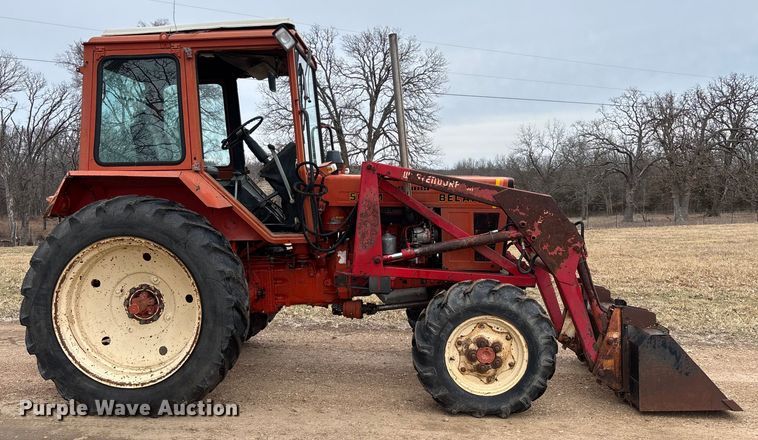 image for item FB3043 Belarus 562M tractor