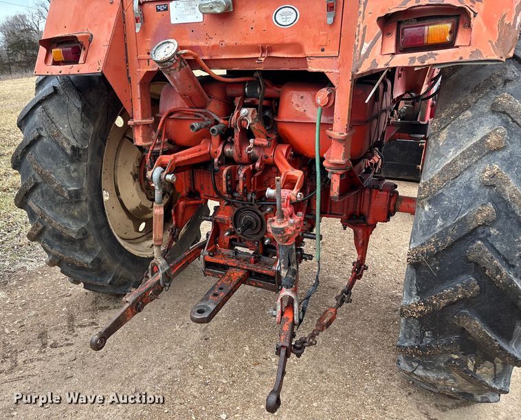 image for item FB3043 Belarus 562M tractor