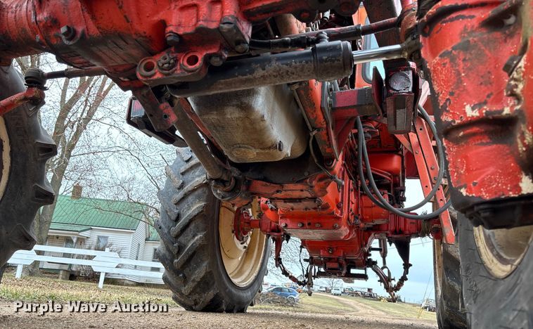 image for item FB3043 Belarus 562M tractor