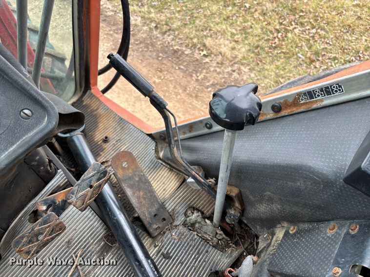 image for item FB3043 Belarus 562M tractor