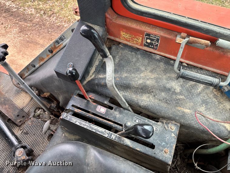 image for item FB3043 Belarus 562M tractor