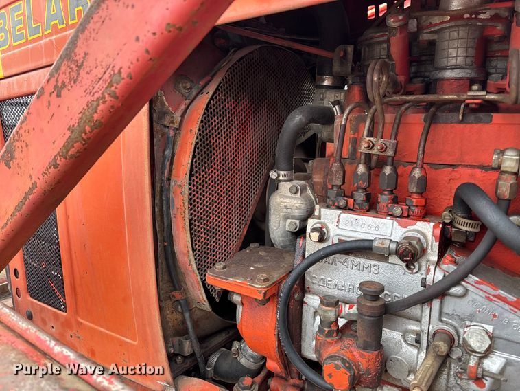 image for item FB3043 Belarus 562M tractor