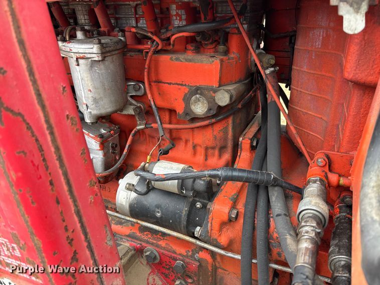 image for item FB3043 Belarus 562M tractor