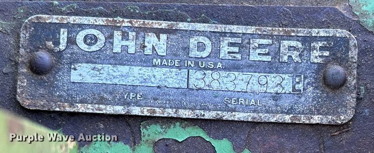 image for item FB3095 John Deere 336 small square baler