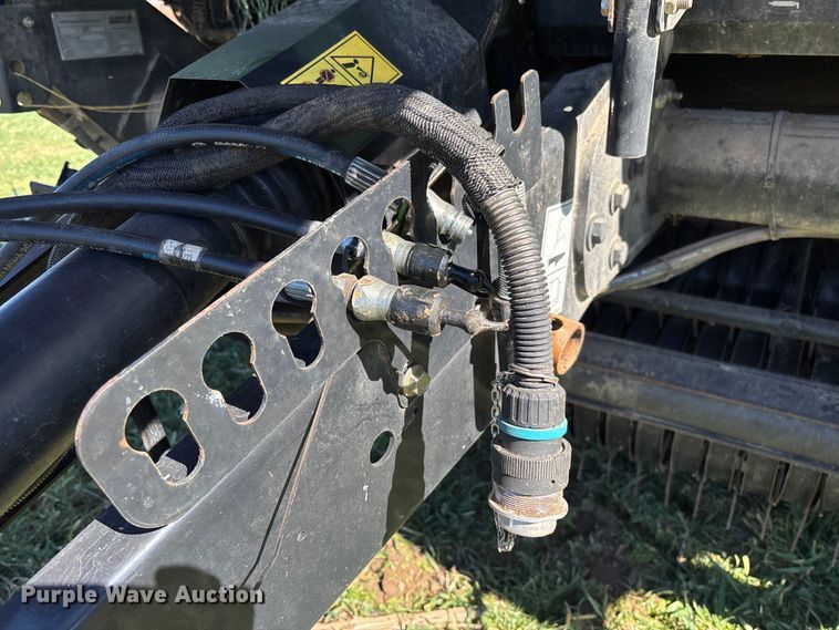 image for item FB3096 2014 Case IH RB565 round baler