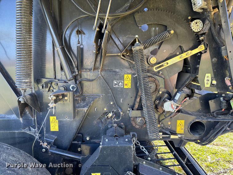 image for item FB3096 2014 Case IH RB565 round baler