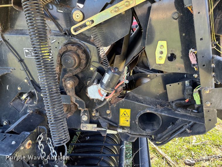 image for item FB3096 2014 Case IH RB565 round baler