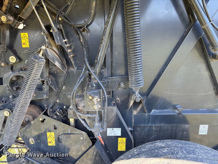 image for item FB3096 2014 Case IH RB565 round baler