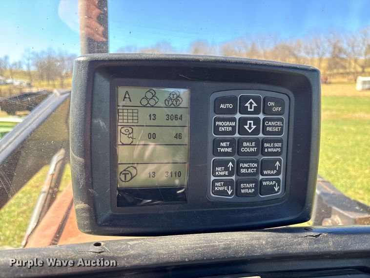 image for item FB3096 2014 Case IH RB565 round baler