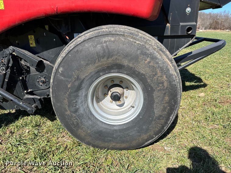 image for item FB3096 2014 Case IH RB565 round baler