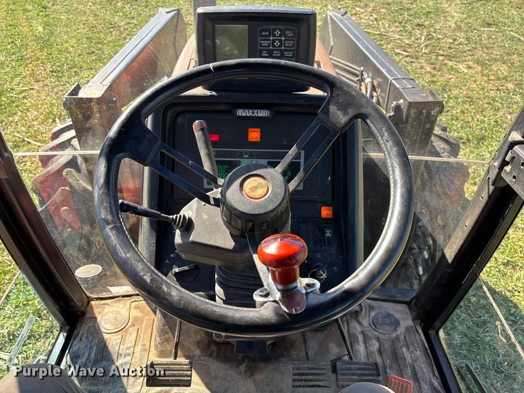 image for item FB3098 1993 Case IH 5230A MFWD tractor