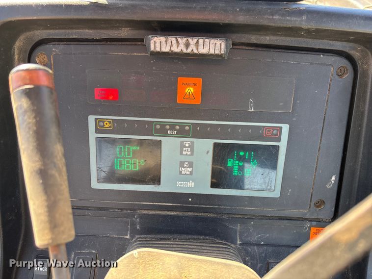 image for item FB3098 1993 Case IH 5230A MFWD tractor