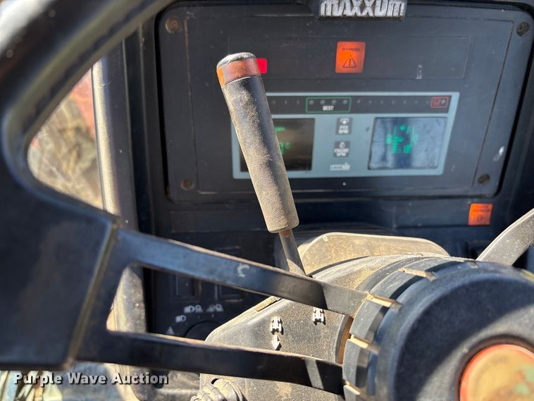 image for item FB3098 1993 Case IH 5230A MFWD tractor