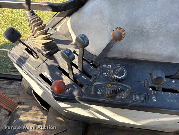 image for item FB3098 1993 Case IH 5230A MFWD tractor