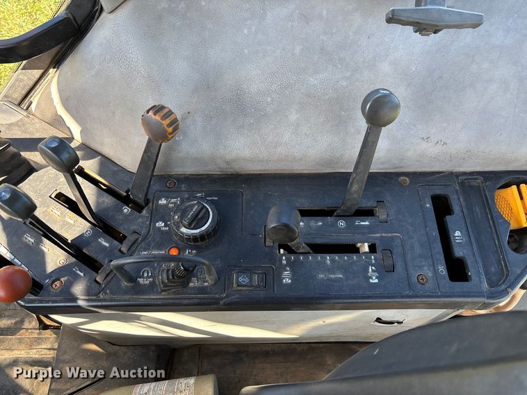 image for item FB3098 1993 Case IH 5230A MFWD tractor