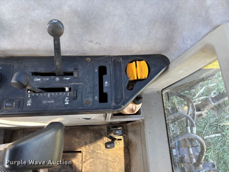 image for item FB3098 1993 Case IH 5230A MFWD tractor