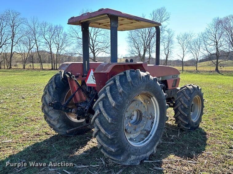 image for item FB3099 1996 Case IH 4230 MFWD tractor