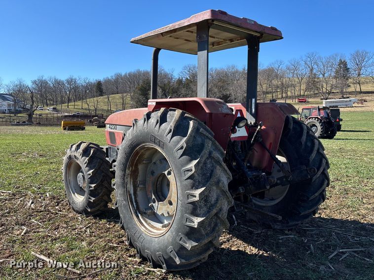 image for item FB3099 1996 Case IH 4230 MFWD tractor