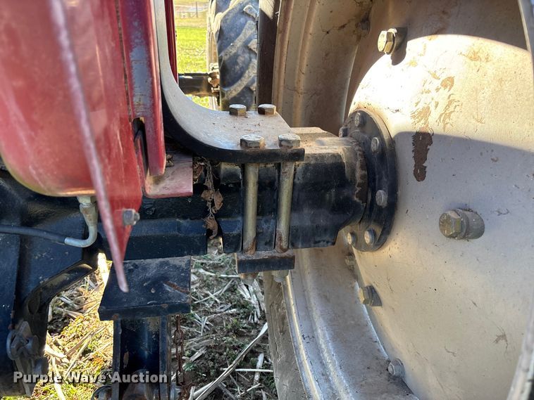 image for item FB3099 1996 Case IH 4230 MFWD tractor