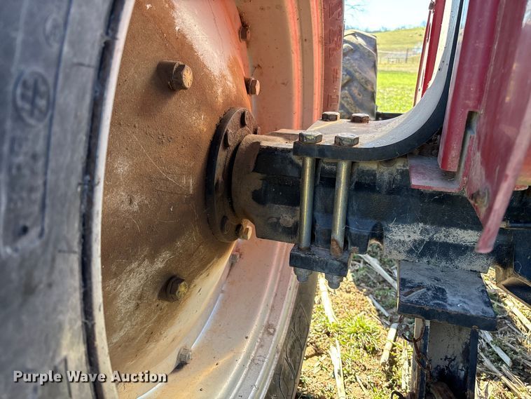 image for item FB3099 1996 Case IH 4230 MFWD tractor