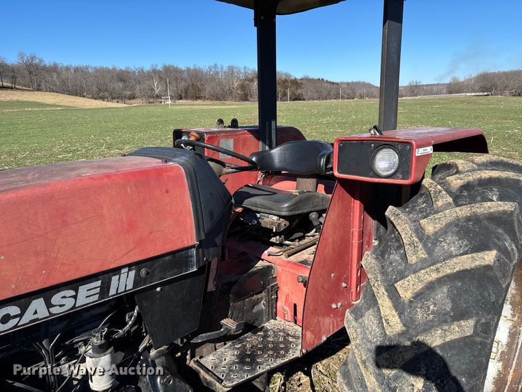 image for item FB3099 1996 Case IH 4230 MFWD tractor