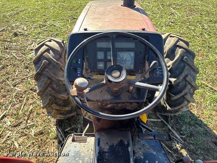 image for item FB3099 1996 Case IH 4230 MFWD tractor