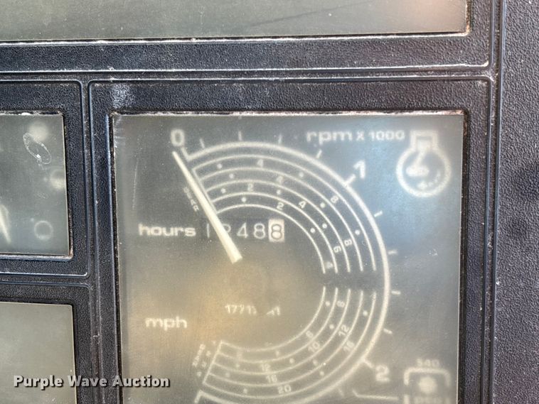 image for item FB3099 1996 Case IH 4230 MFWD tractor