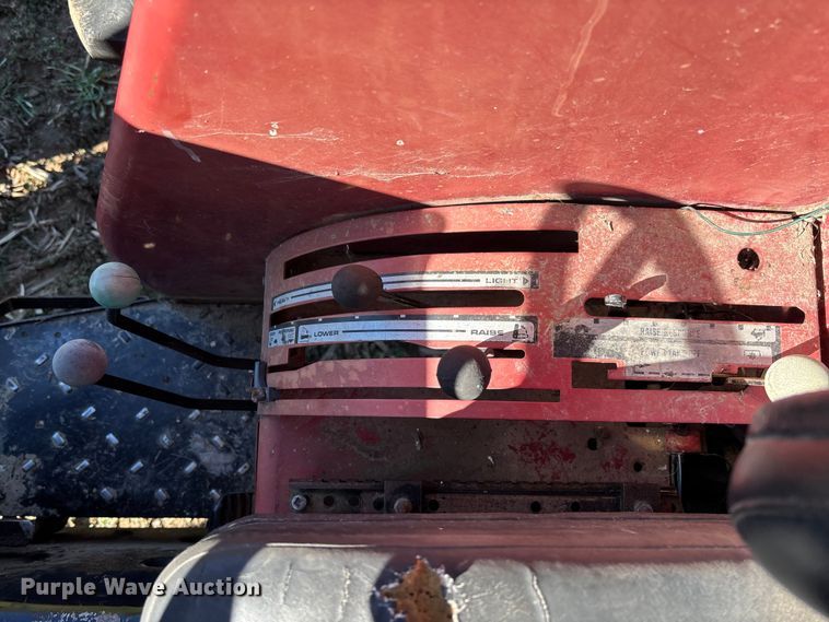 image for item FB3099 1996 Case IH 4230 MFWD tractor