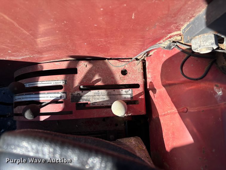 image for item FB3099 1996 Case IH 4230 MFWD tractor