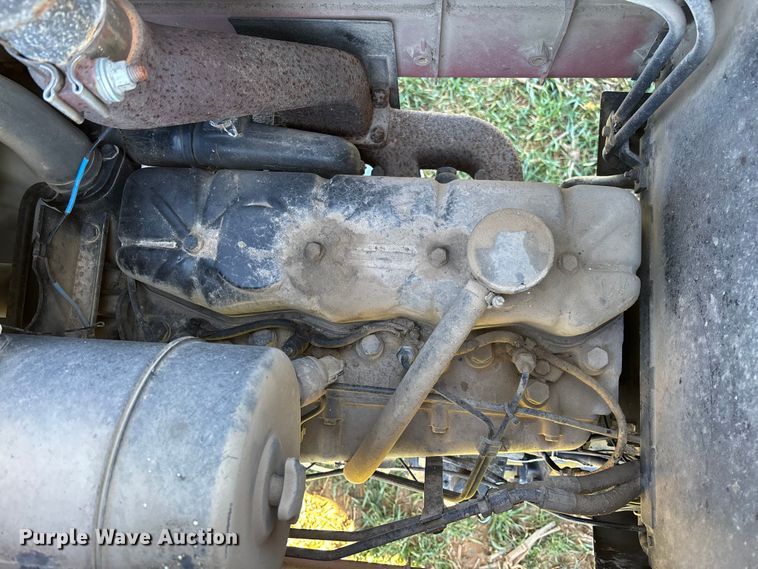 image for item FB3099 1996 Case IH 4230 MFWD tractor