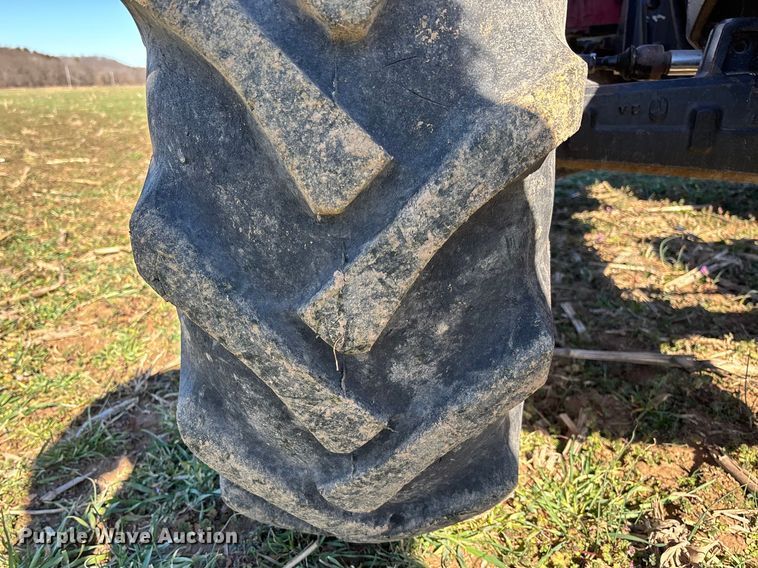 image for item FB3099 1996 Case IH 4230 MFWD tractor