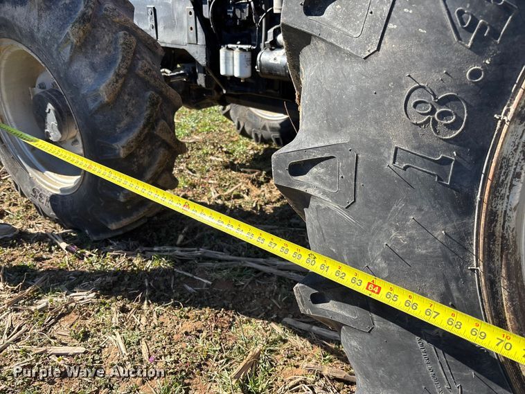 image for item FB3099 1996 Case IH 4230 MFWD tractor