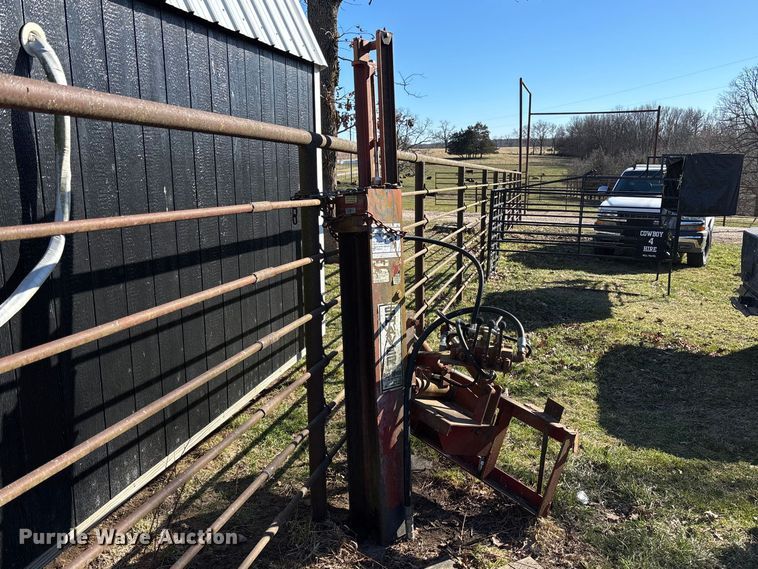 image for item FB3103 Shaver HD8 skid steer post driver