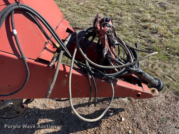 image for item FB3105 1996 Case IH 8575 large square baler