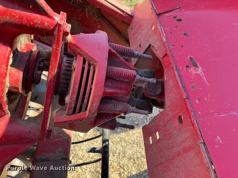 image for item FB3105 1996 Case IH 8575 large square baler