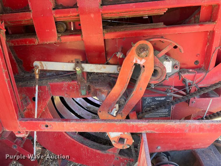 image for item FB3105 1996 Case IH 8575 large square baler