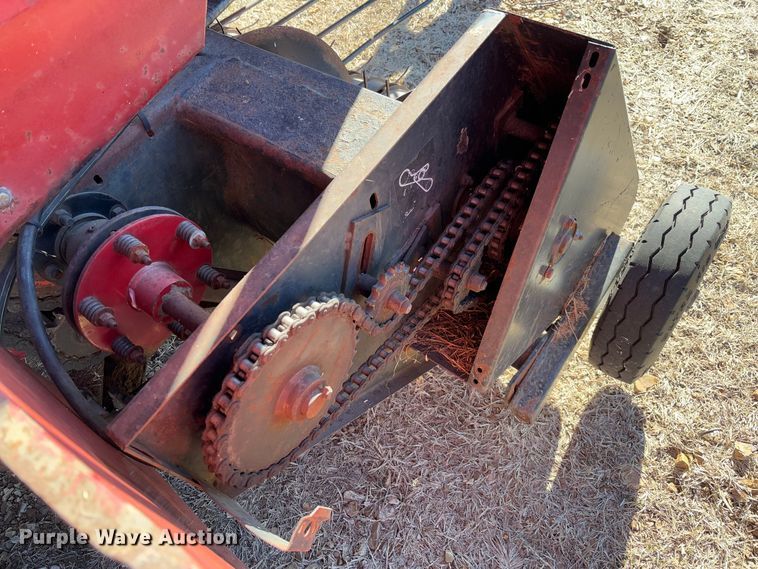 image for item FB3105 1996 Case IH 8575 large square baler