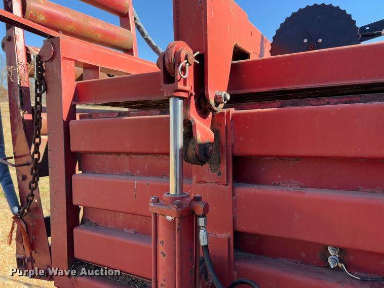 image for item FB3105 1996 Case IH 8575 large square baler