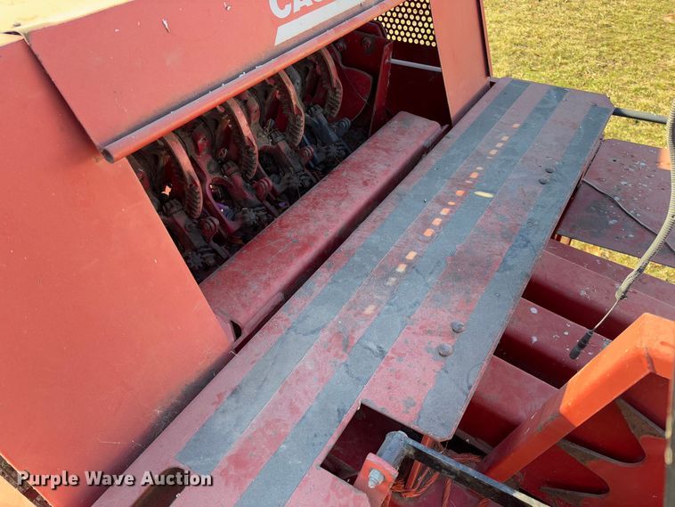 image for item FB3105 1996 Case IH 8575 large square baler