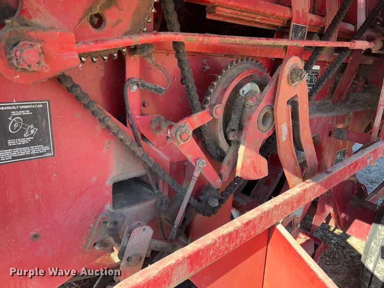 image for item FB3105 1996 Case IH 8575 large square baler