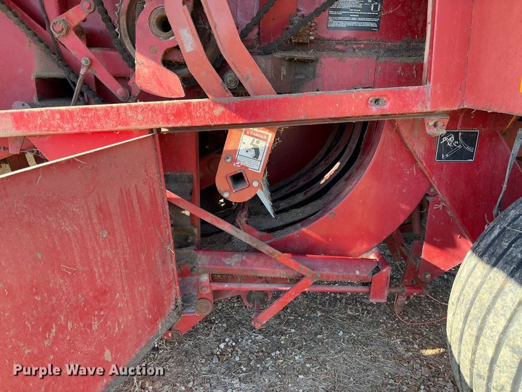 image for item FB3105 1996 Case IH 8575 large square baler