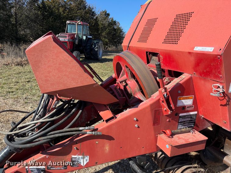image for item FB3105 1996 Case IH 8575 large square baler