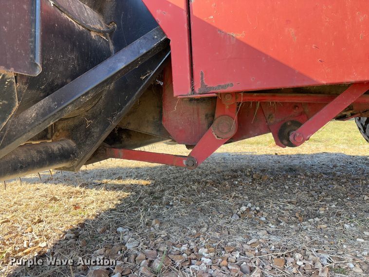 image for item FB3105 1996 Case IH 8575 large square baler