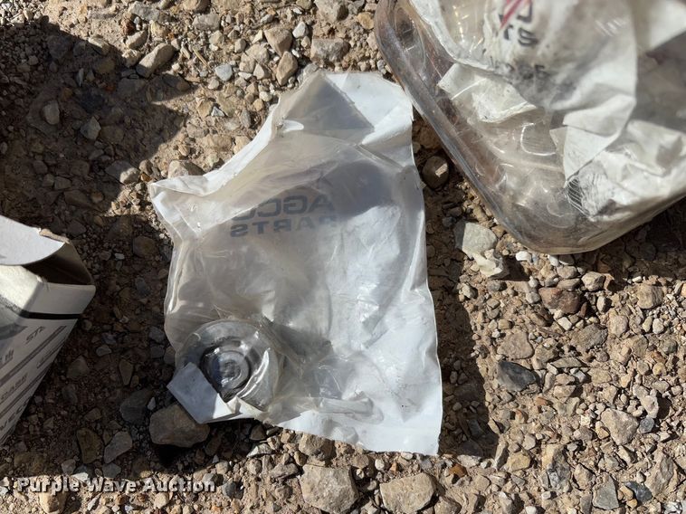 image for item FB3105 1996 Case IH 8575 large square baler